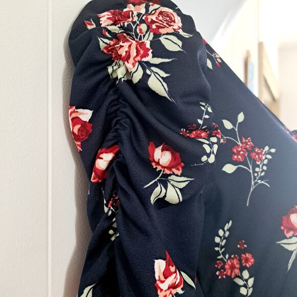 No Comment Short Sleeve Floral Print Dress - Picture 6 of 8